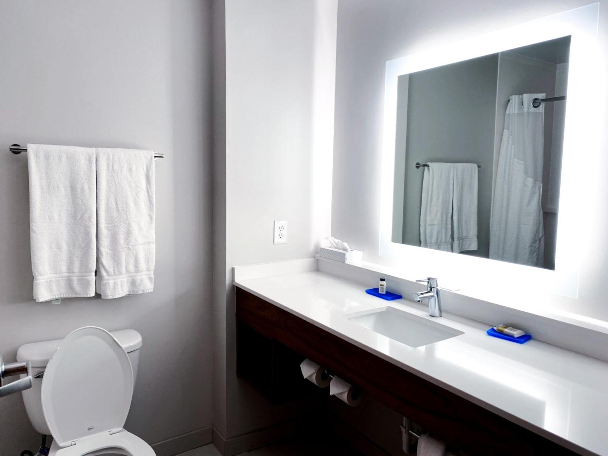 Holiday Inn Express & Suites La Porte By Ihg Luaran gambar