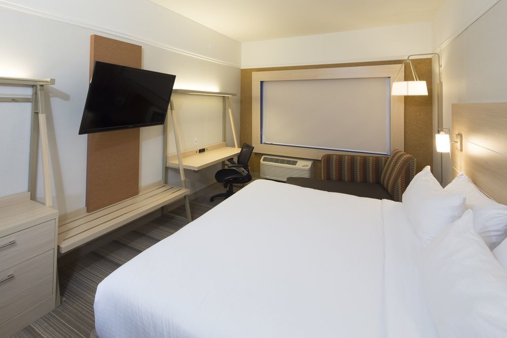Holiday Inn Express & Suites La Porte By Ihg Luaran gambar