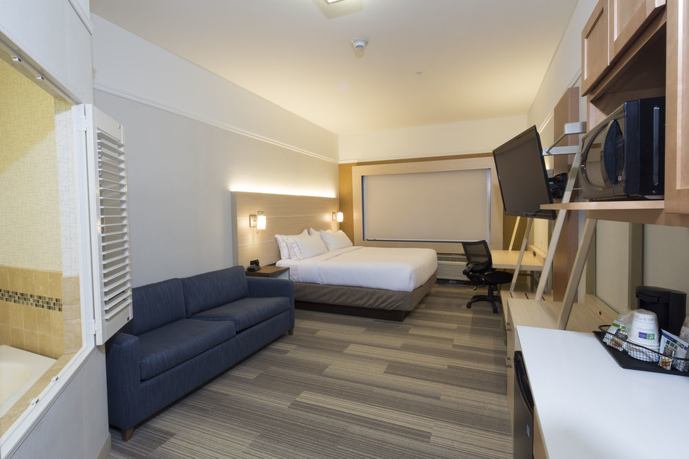 Holiday Inn Express & Suites La Porte By Ihg Luaran gambar