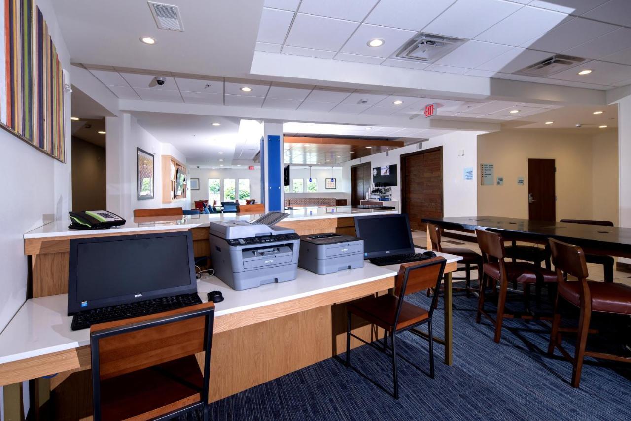 Holiday Inn Express & Suites La Porte By Ihg Luaran gambar